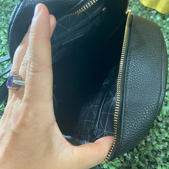 Call it spring backpack bags. - Picture 9 of 10